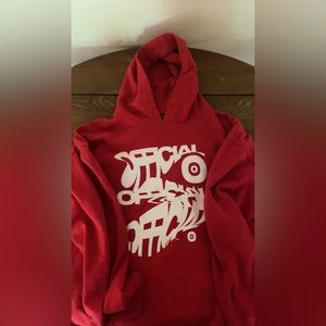 I’m selling this hoodie because it doesn’t fit me it’s a medium but it runs big